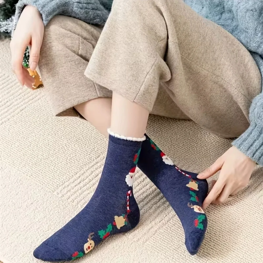 🍒🍒 Festive Holiday Ankle Socks - Black, White, Red, Blue, Gray